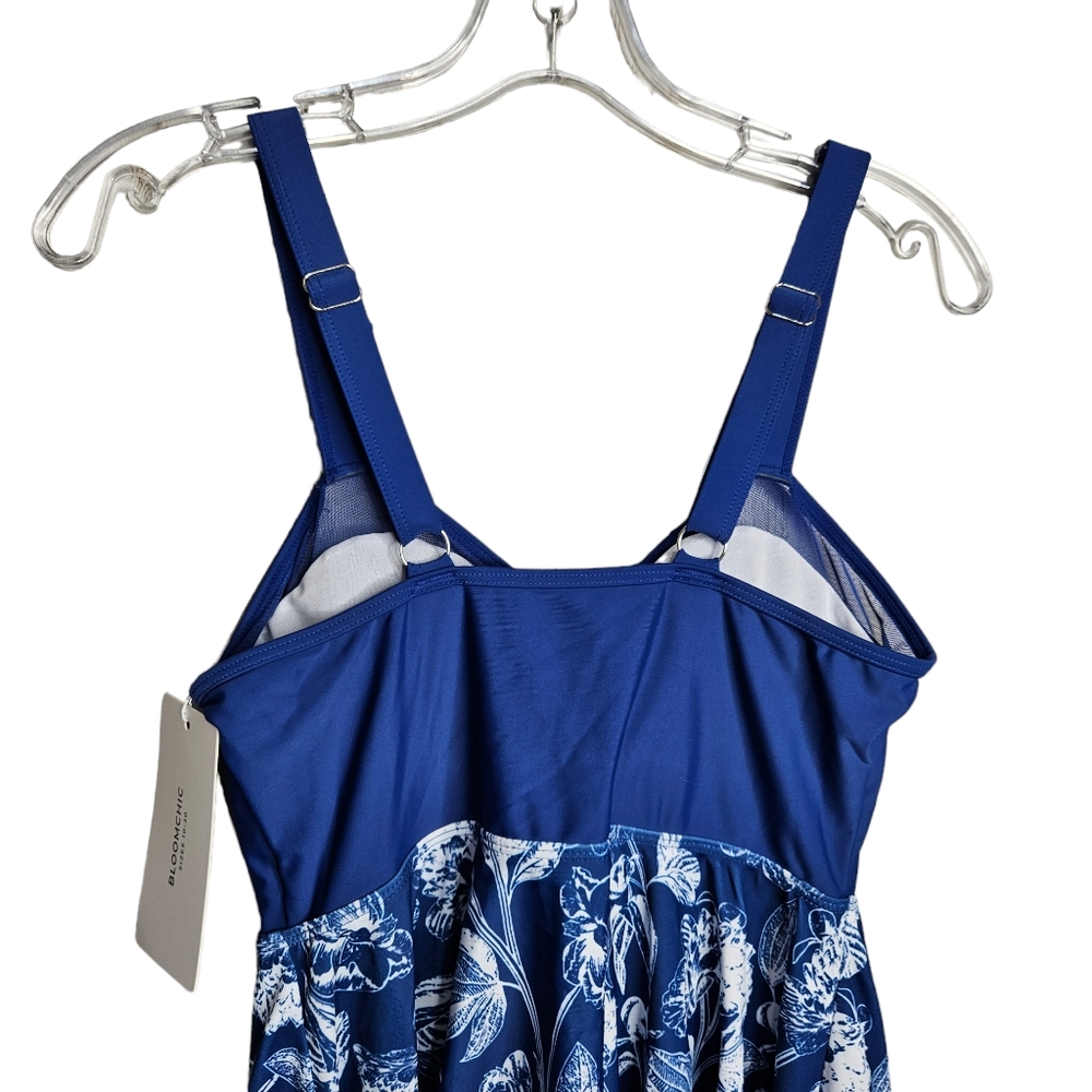 BloomChic Swim Women's Blue White Floral Tankini Top Swimsuit NWT Size 10 - Picture 7 of 9